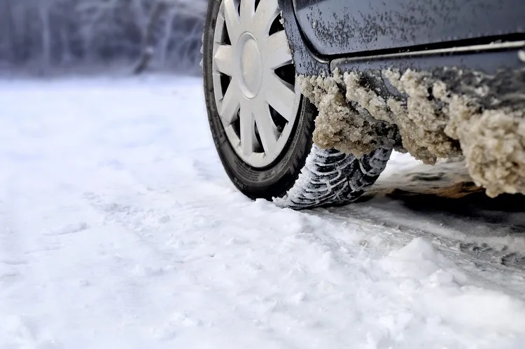 felgi stalowe zimą, odporność felg stalowych na sól