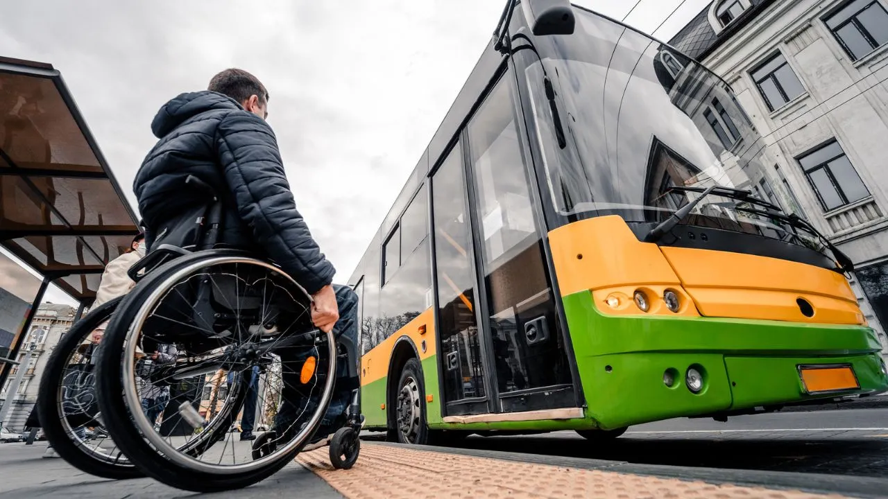 Uczniowie z orzeczeniem o niepełnosprawności komunikacja miejska