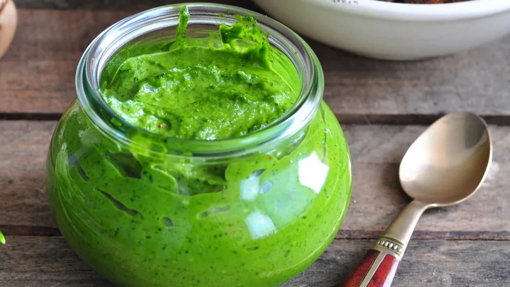 domowe pesto z natki pietruszki