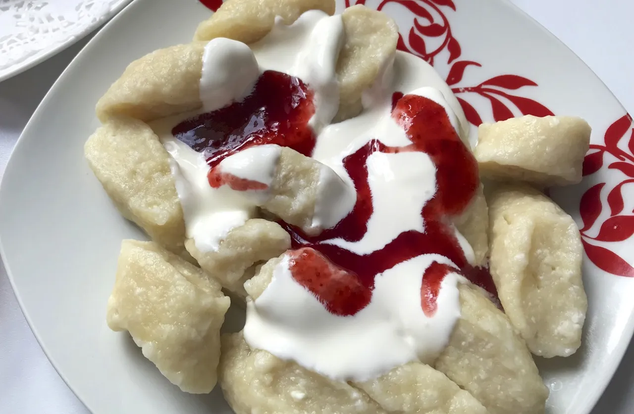 Twaróg na obiad, pierogi ruskie, kluski leniwe, naleśniki z twarogiem