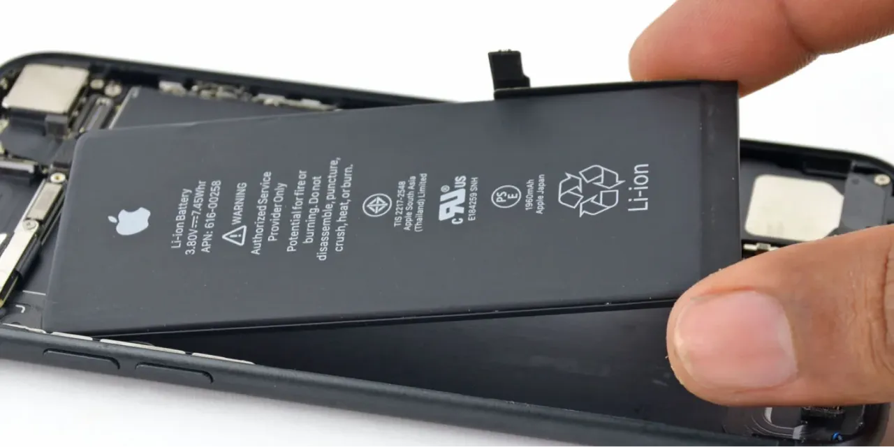iPhone 8 battery replacement cost comparison