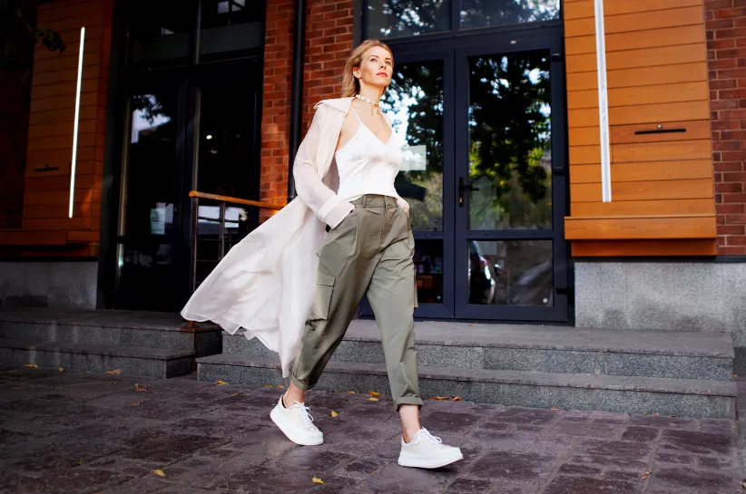 stylizacje spodnie cargo damskie na co dzień