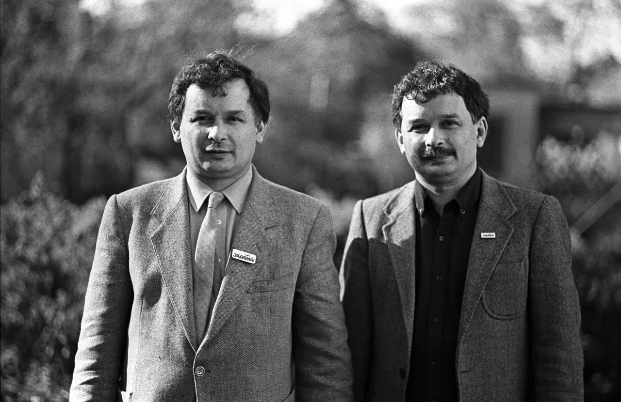 Zdjęcie Czy Lech Kaczyński był internowany? Prawda o jego losach w PRL