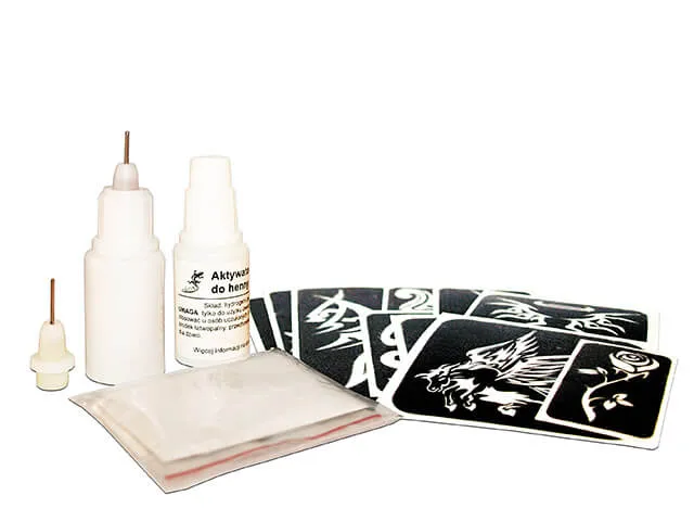 akcesoria do tatuażu z henny