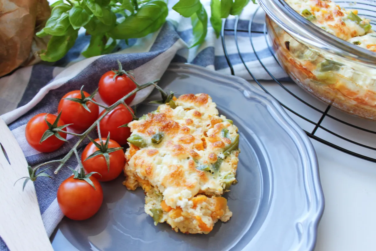 wytrawna zapiekanka z kaszy jaglanej z warzywami