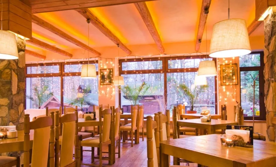 Restauracja Dom nad Wodospadem Międzygórze widok