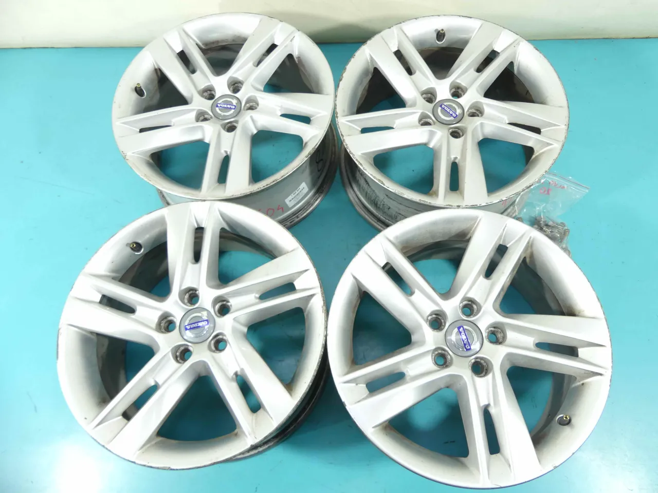 Volvo S60 I II III felgi porównanie generacji