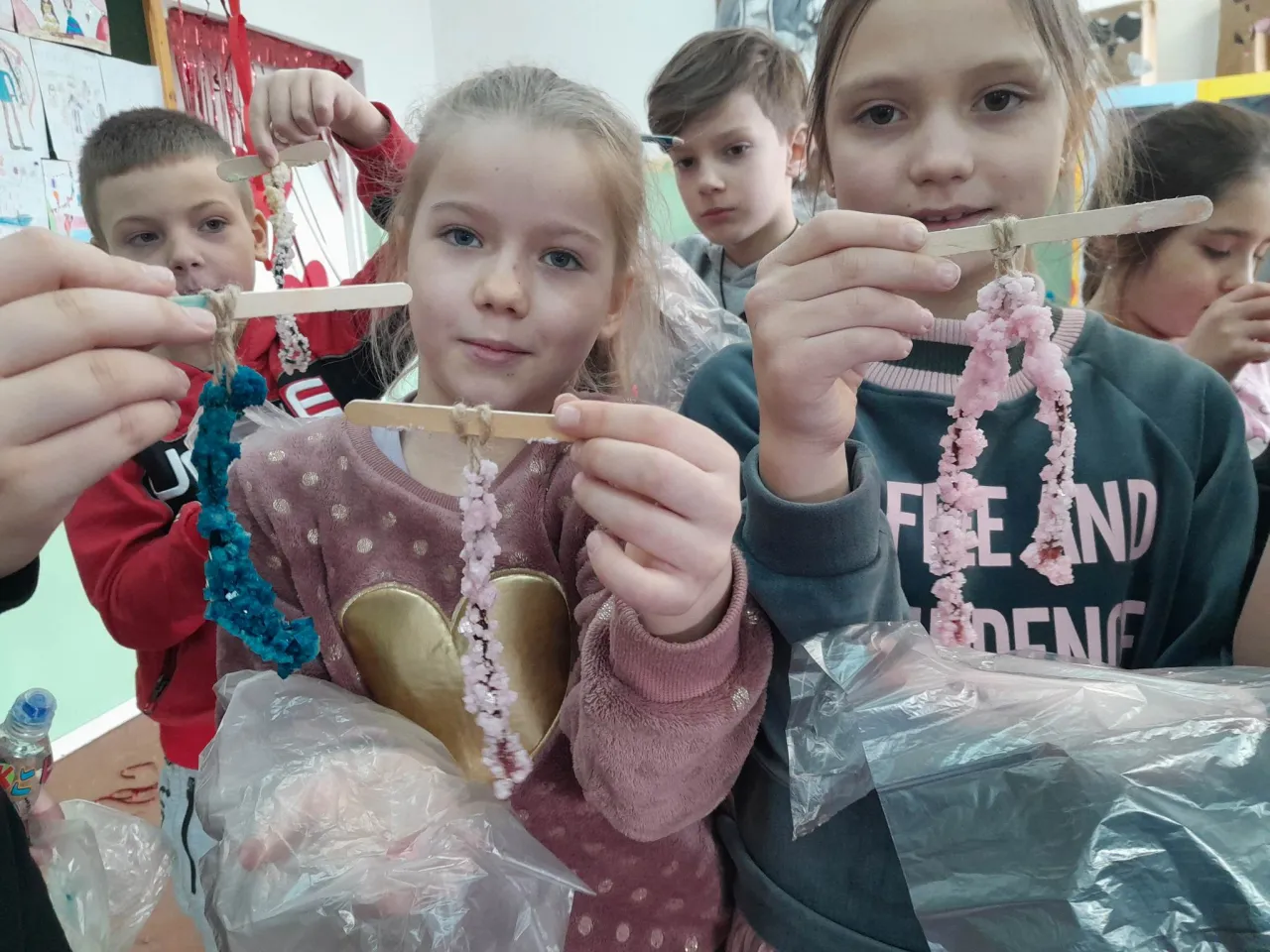 Dziecko z kryształami soli