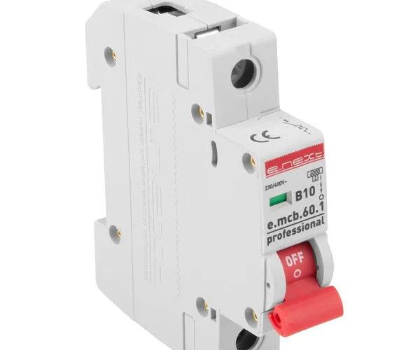 bezpiecznik B10 w rozdzielnicy elektrycznej