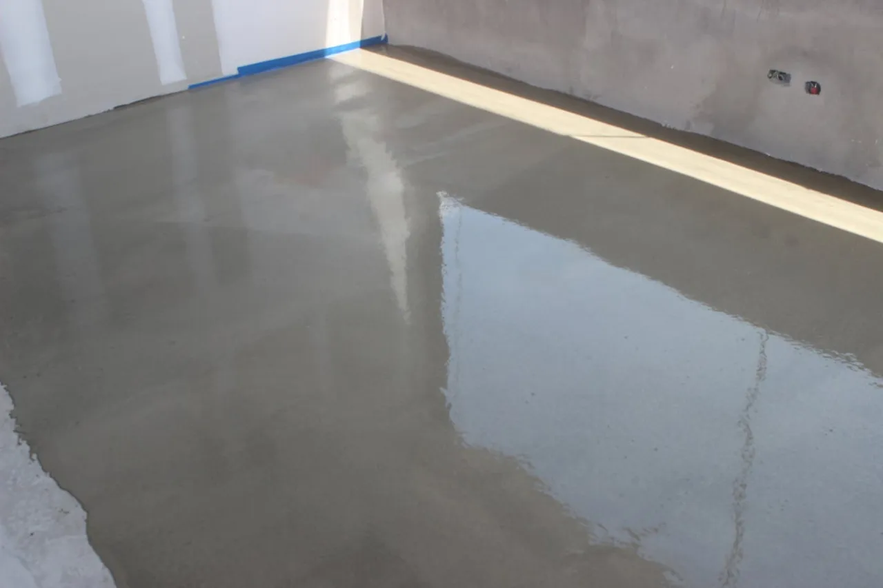 rodzaje posadzek betonowych warsztat