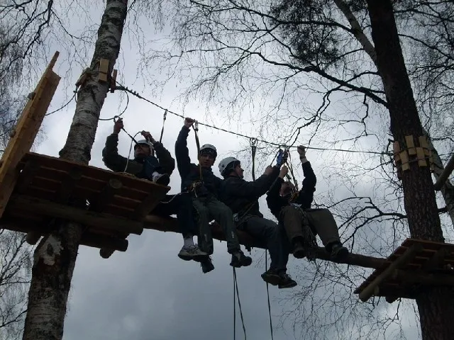 Park linowy Tarnów Góra Świętego Marcina