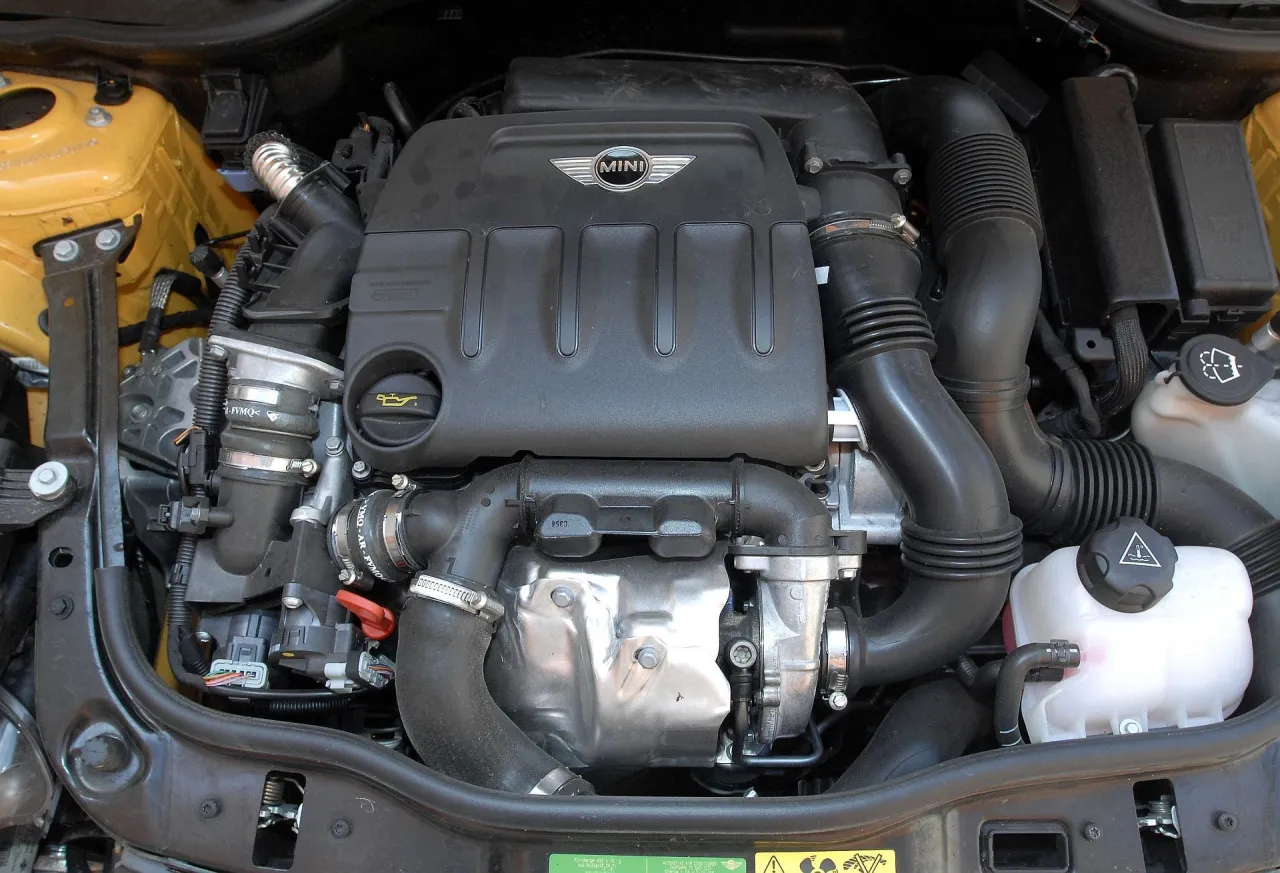Mini 1.6 HDi PSA silnik