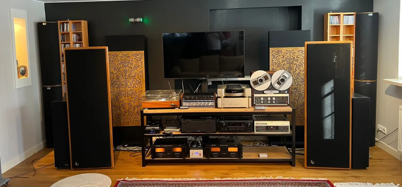 rozmieszczenie paneli akustycznych w pokoju