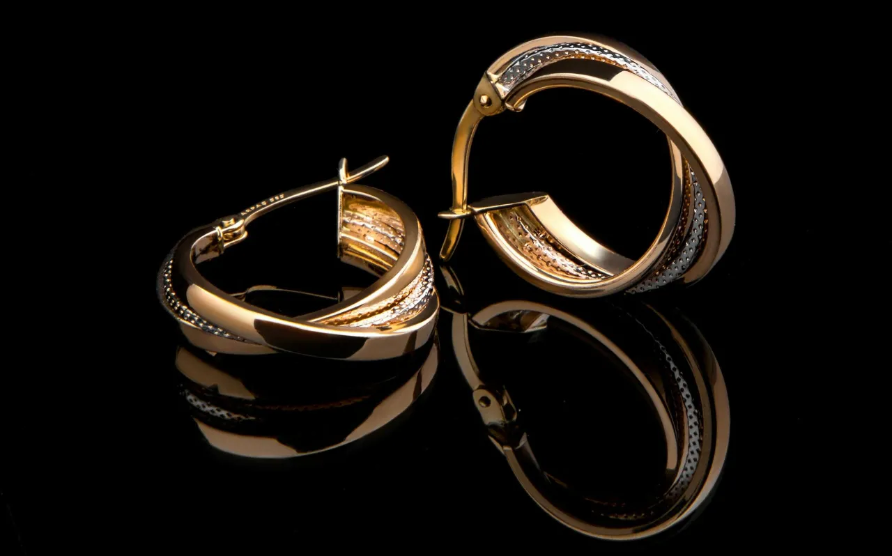 Dwa znaczenia karata w biżuterii