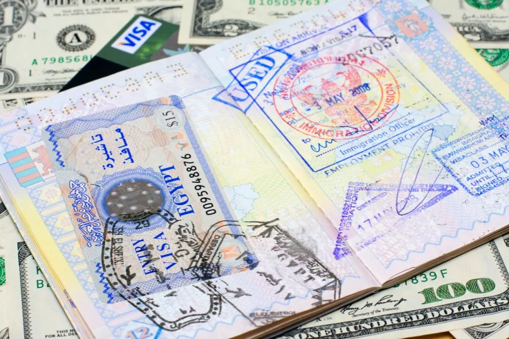 Dokumenty podróżne Egipt paszport wiza ubezpieczenie