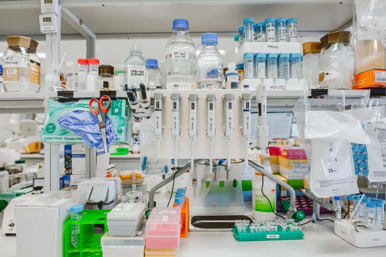 Biotechnologia medyczna zastosowania grafika