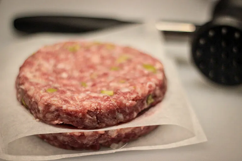 Preparazione impasto hamburger fatto in casa