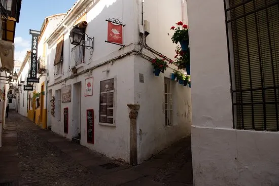 Fachada Taberna El Abanico calle Vel&aacute;zquez Bosco C&oacute;rdoba
