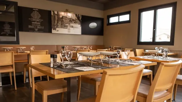 ambiance restaurant bistronomique moderne Tarbes