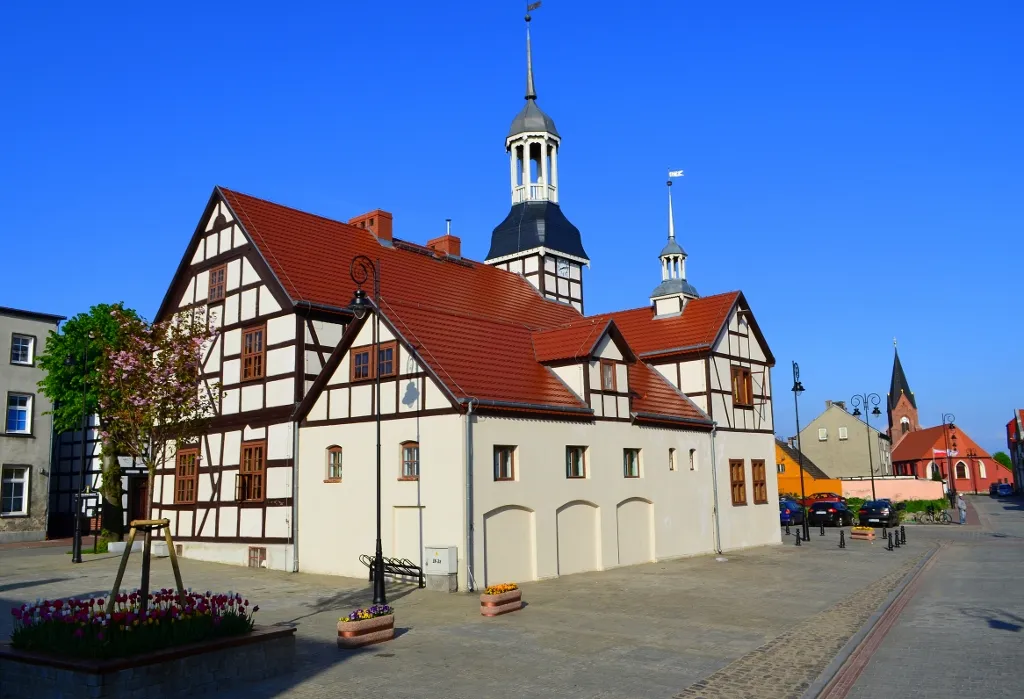Nowe Warpno ratusz mur pruski