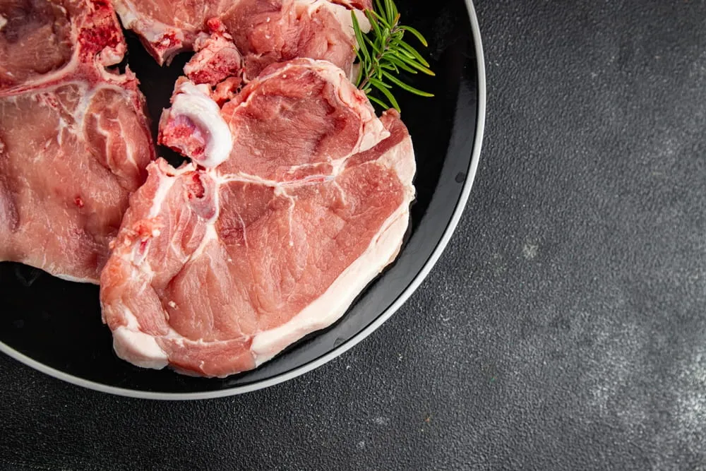 biodr&oacute;wka wieprzowa surowa lub r&oacute;żne dania