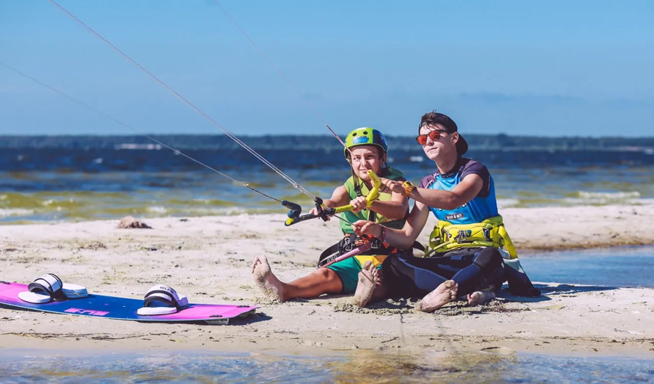 Sprzęt kitesurfingowy dla początkujących