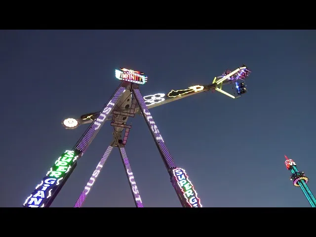 Infinity Fahrgesch&auml;ft Cannstatter Wasen