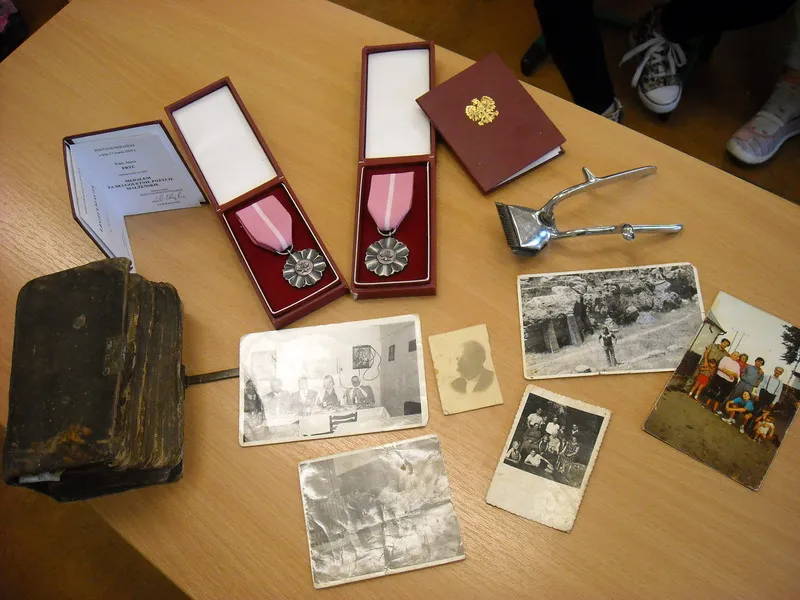 Stare dokumenty rodzinne pamiątki