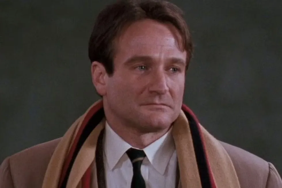 Robin Williams jako John Keating w Stowarzyszeniu Umarłych Poet&oacute;w