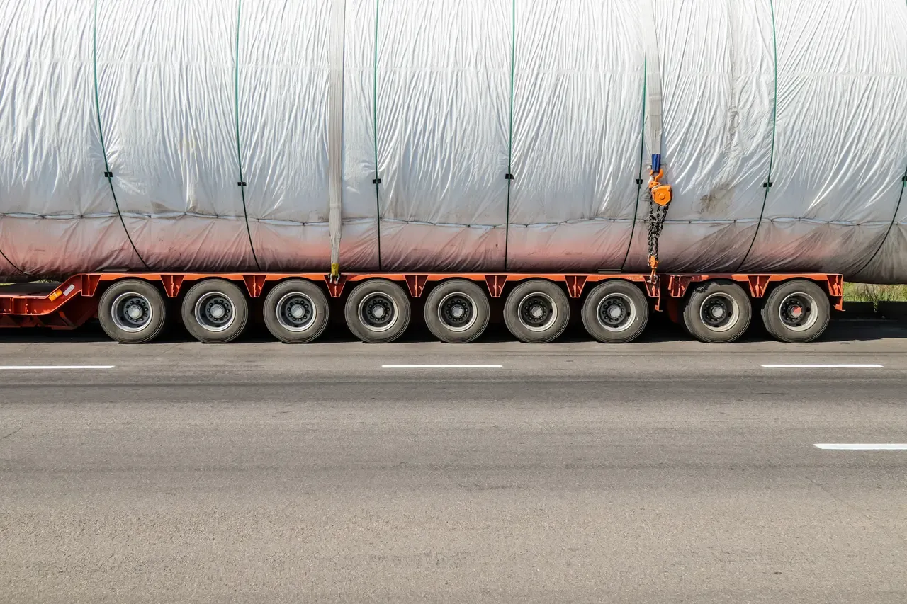 transport ponadgabarytowy długa naczepa
