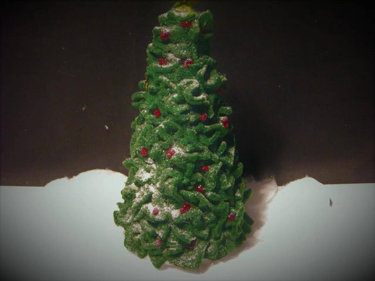 Materiały do choinki ze styropianu i cekin&oacute;w