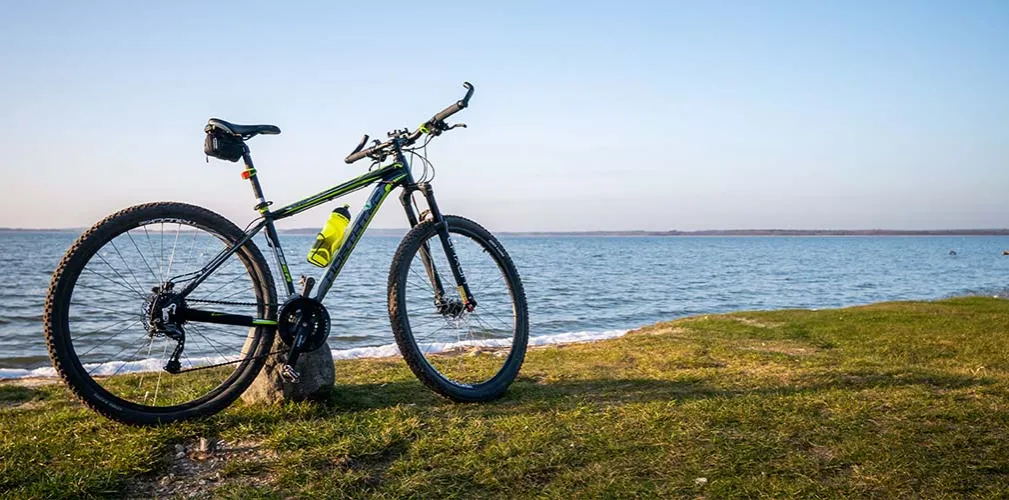 Zdjęcie Trasy rowerowe Mikołajki – odkryj najpiękniejsze szlaki rowerowe