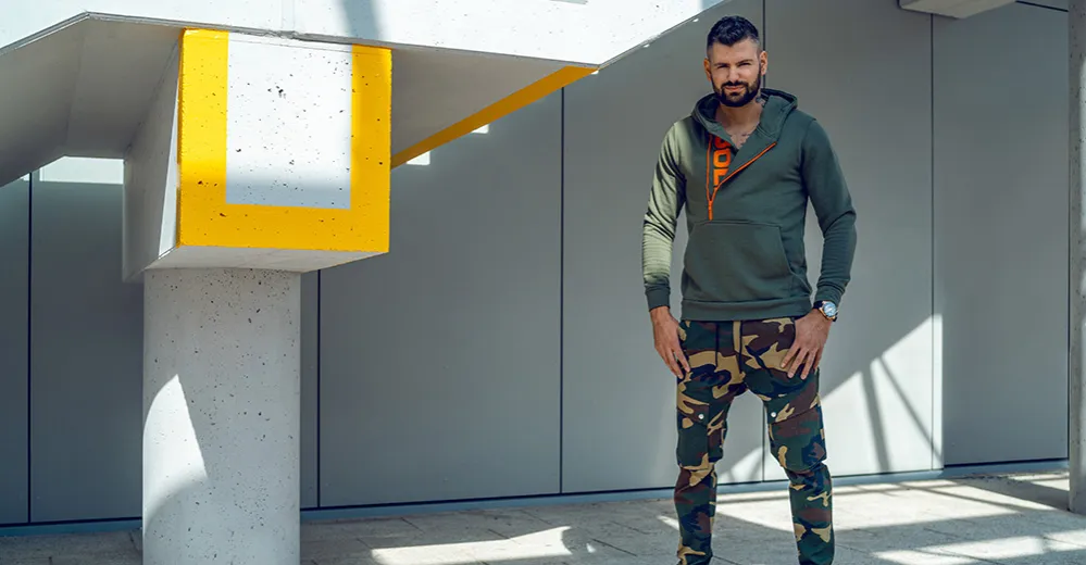 Paleta barw ziemi swetry