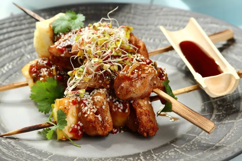 orientalne udka z kurczaka w stylu teriyaki