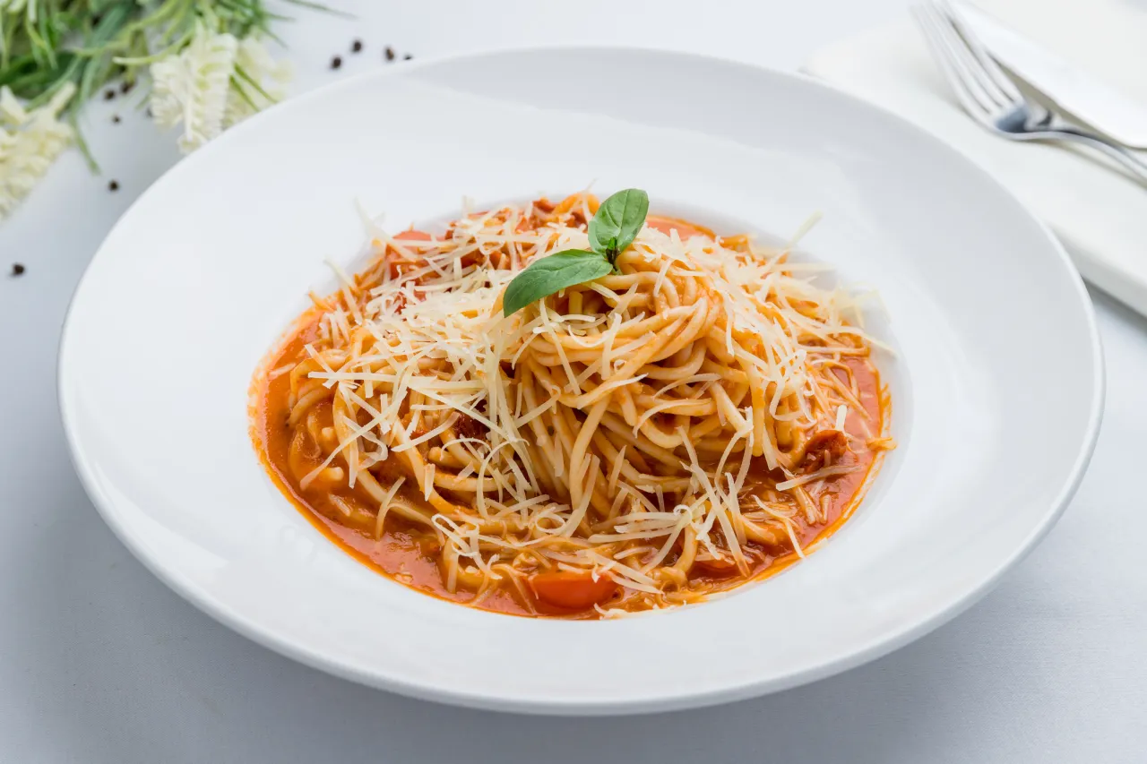 kremowy sos z pieczonej papryki