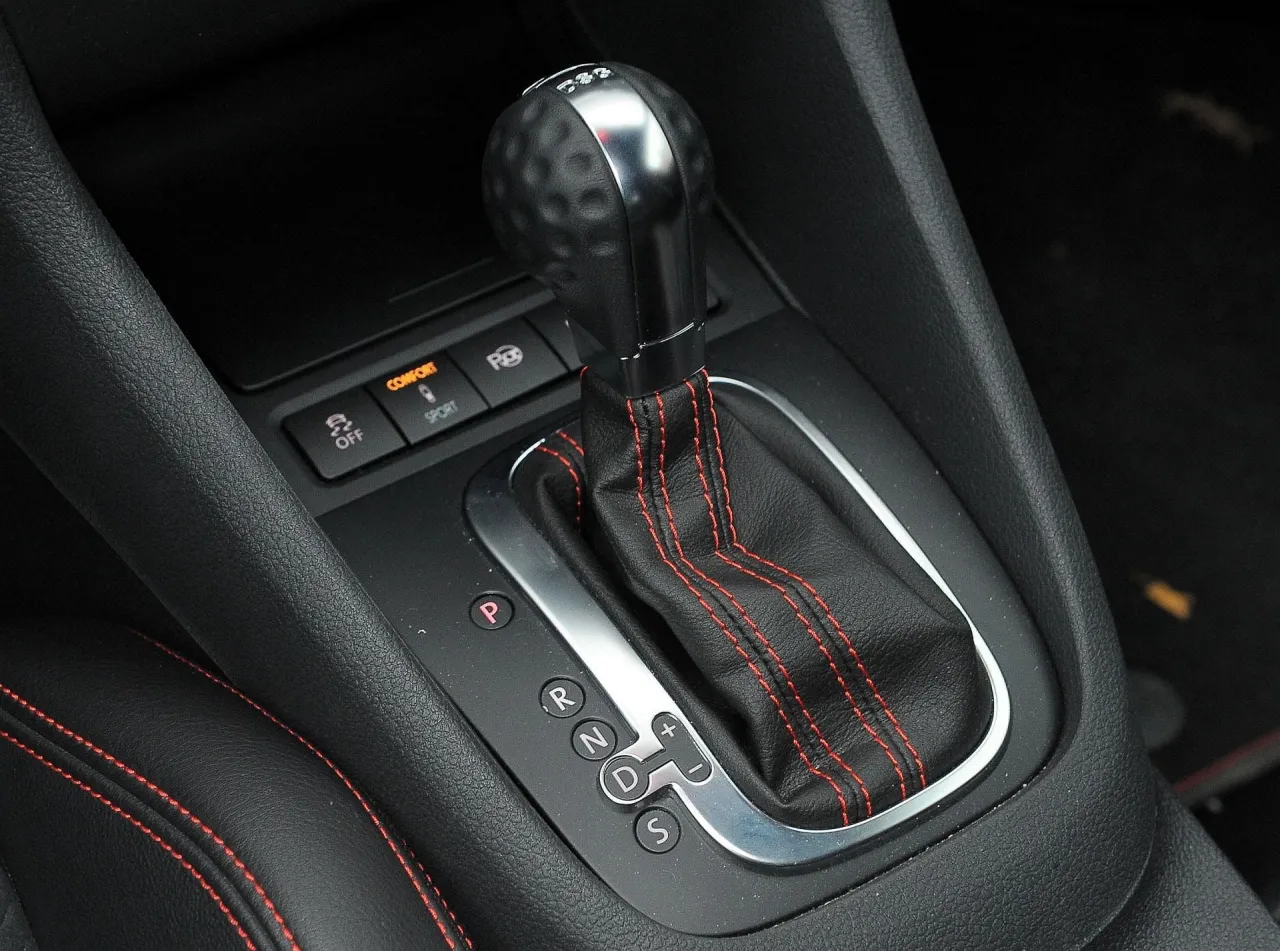 schemat oznaczeń automatycznej skrzyni biegów