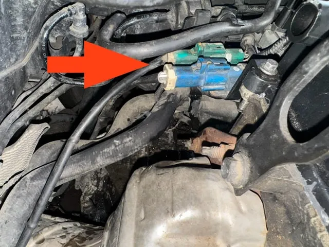 Ford Focus Mk1 czujnik temperatury silnika lokalizacja