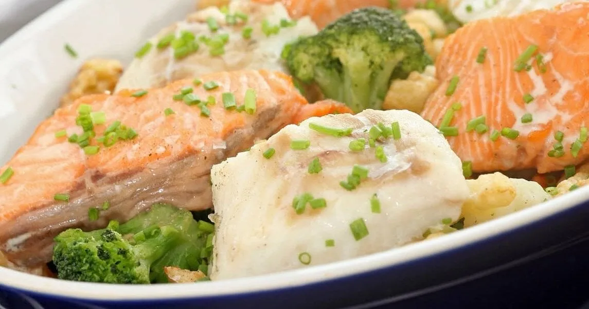 przyprawiony łosoś pstrąg dorsz