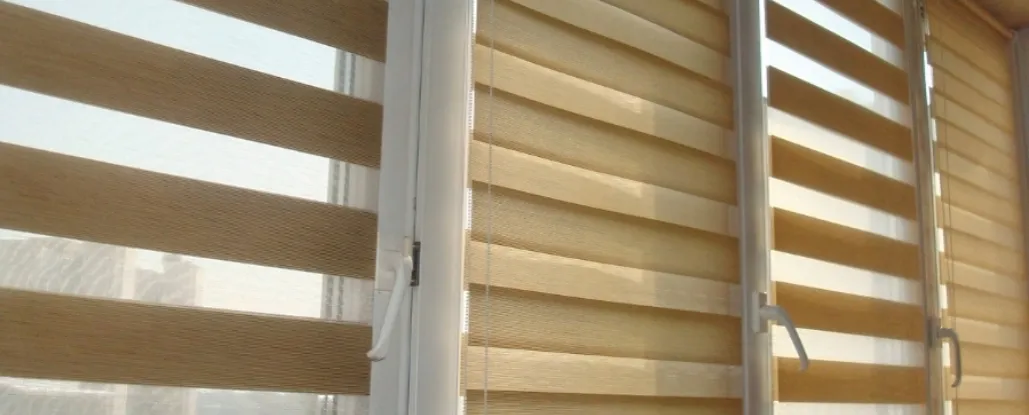 Modne kolory rolet dzień-noc inspiracje