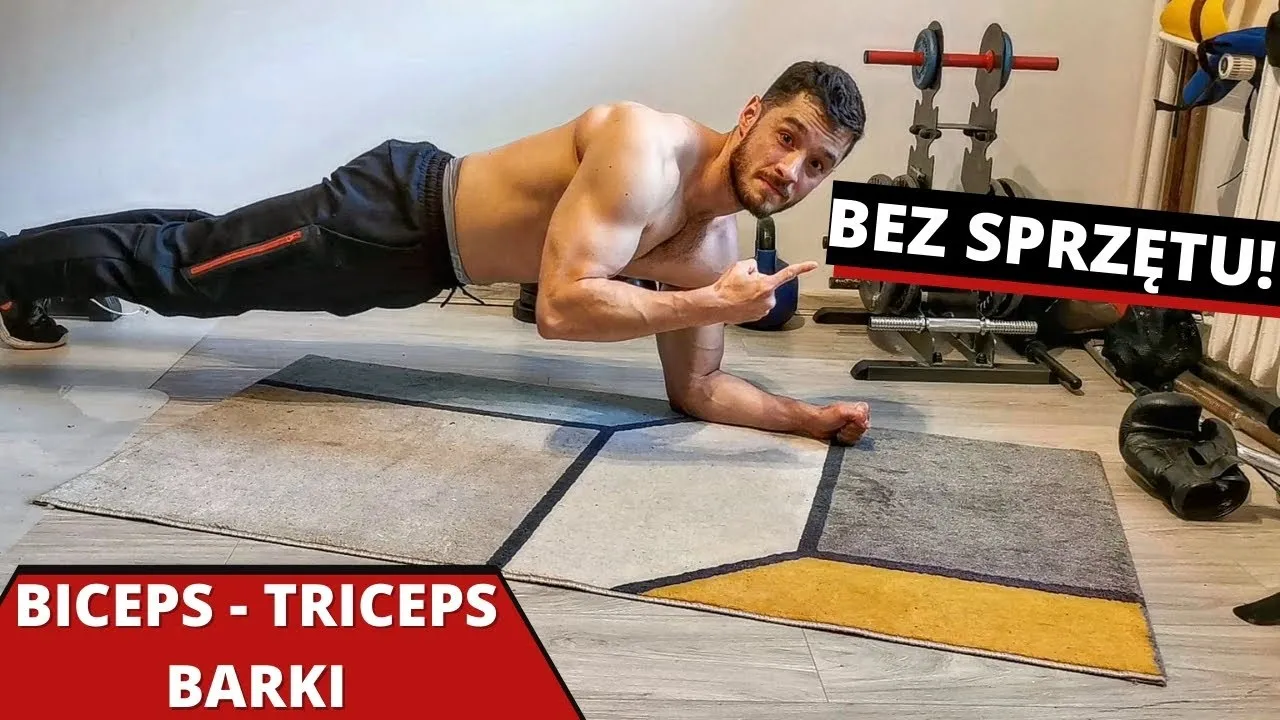 trening bicepsów w domu