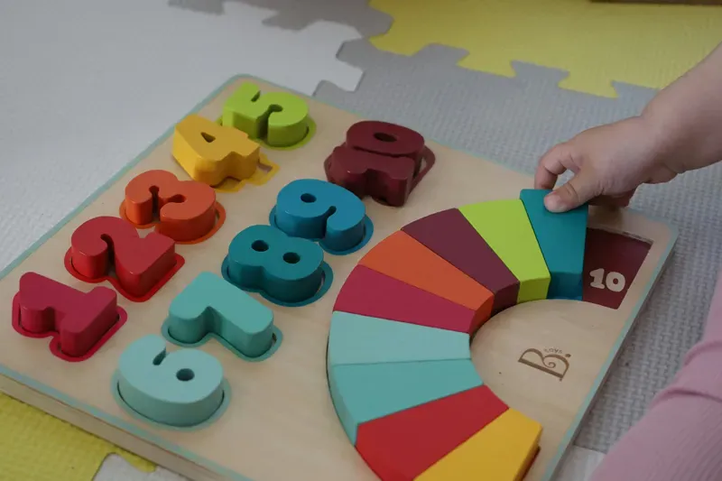 rozwój sensoryczny niemowlę przedszkolak