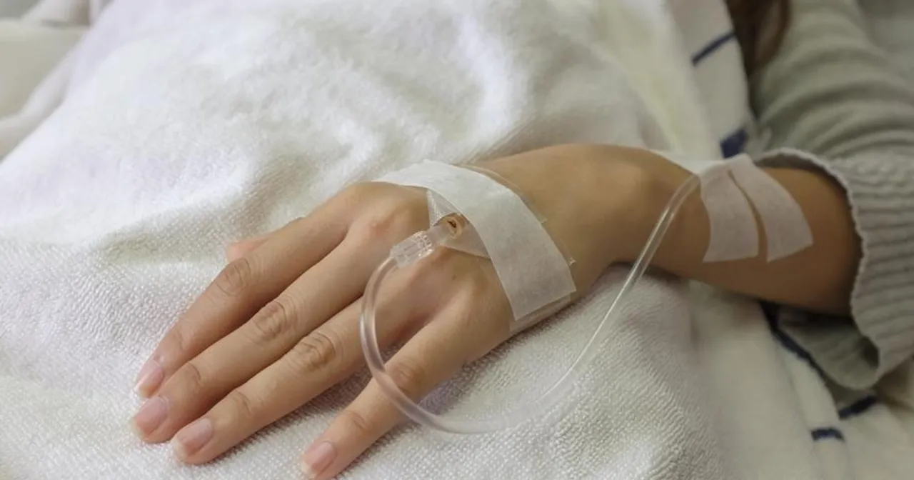 empatyczna dłoń, wsparcie w żałobie, szpital