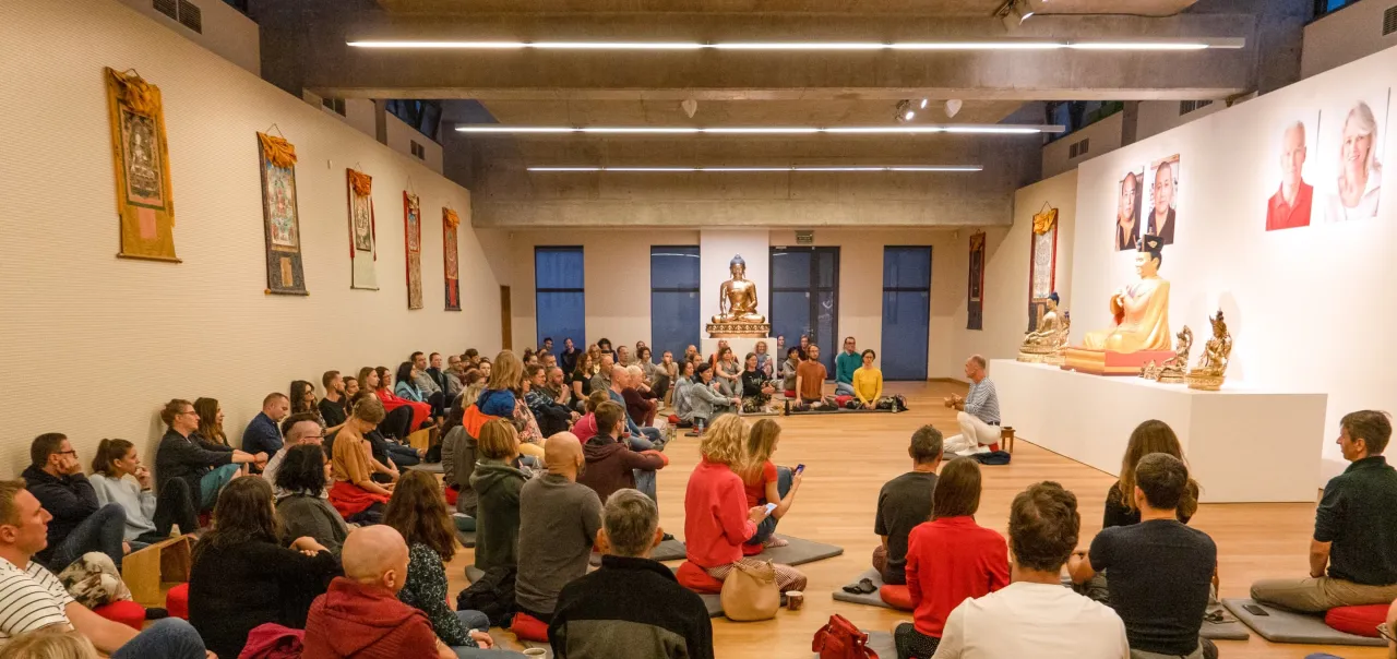 Buddyjskie centrum medytacyjne w Polsce, wnętrze