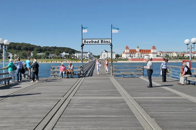 Binz Seebrücke und Promenade
