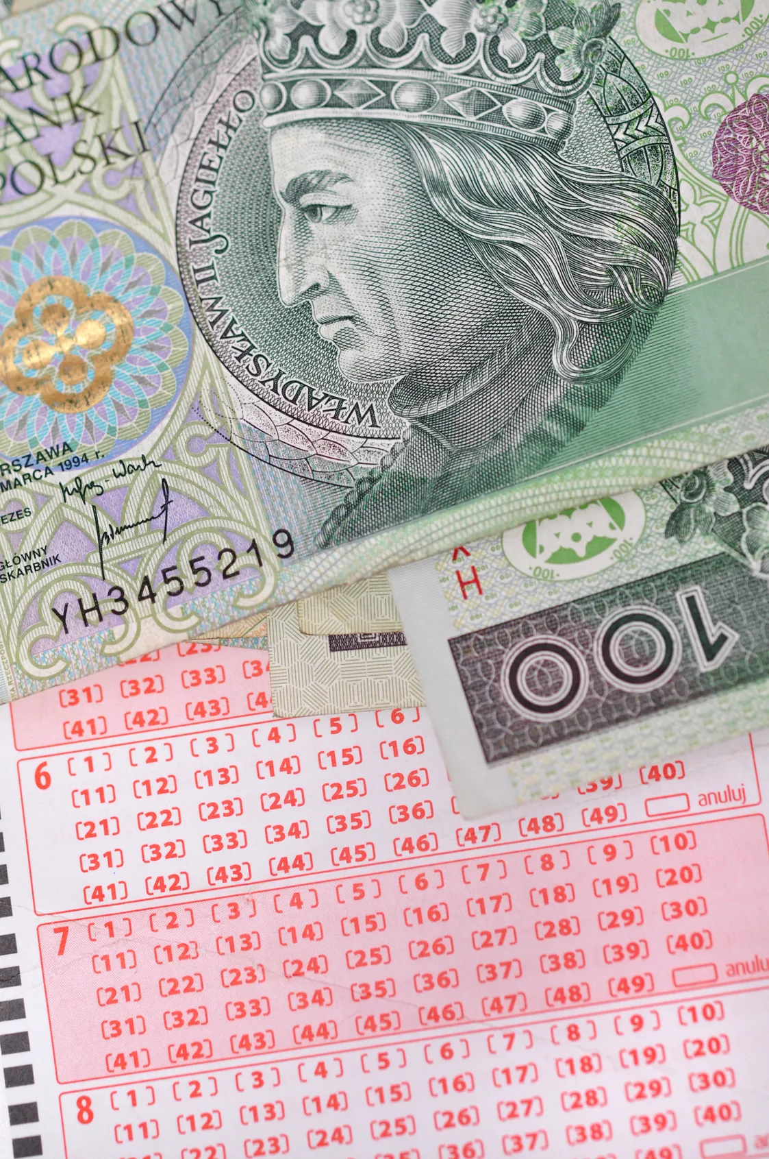 Zdjęcie Kto prowadzi losowania Eurojackpot i jak wpływa to na wygraną?