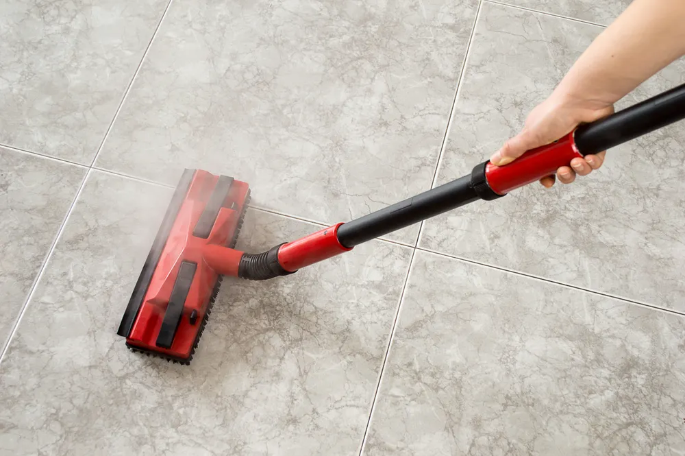 Zdjęcie Czy mop parowy Vileda skutecznie czyści fugi? Odkryj prawdę!