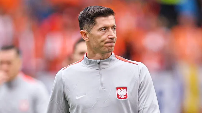 Zdjęcie Ile zarabia Lewandowski za mecz w reprezentacji? Zaskakujące kwoty!