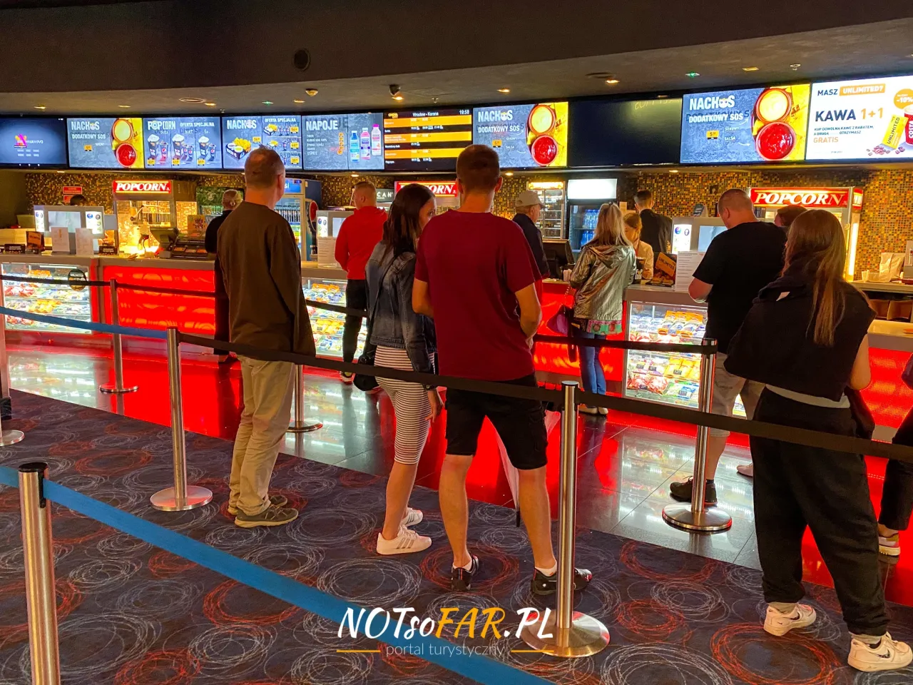 Zdjęcie Czy można wnosić jedzenie do kina Cinema City? Zasady, które musisz znać