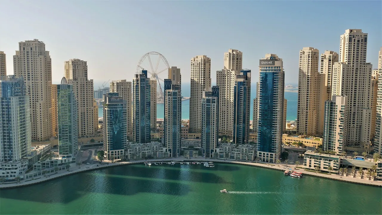 Zdjęcie Dubaj nad jakim morzem? Odkryj tajemnice Zatoki Perskiej