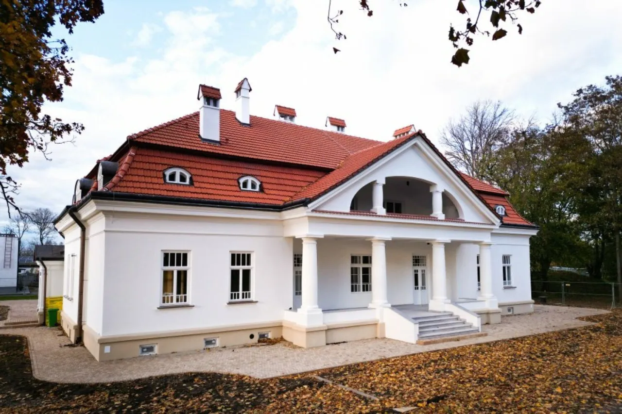 Zdjęcie Zabytkowe dworki w Podkarpackiem – odkryj ich historię i urok